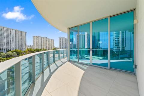 17550 Collins Ave 501, Sunny Isles Beach FL - photo 21 of 57