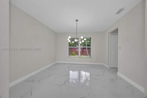 8503 SW 83rd St, Miami FL - photo 10 of 27