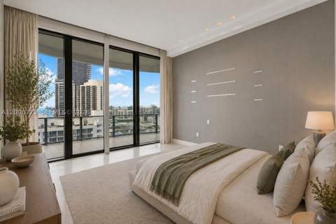 17475 Collins Ave 2302, Sunny Isles Beach FL - photo 24 of 45