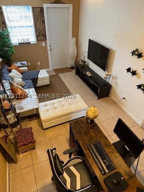 641 NE 21st Ter, Homestead FL - photo 6 of 42