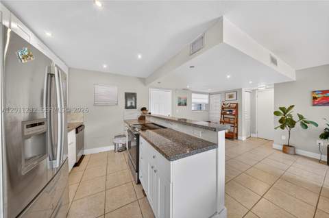 399 NW 72nd Ave 209, Miami FL - photo 14 of 28