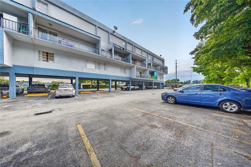 1 bedroom Condominium at 399 NW 72nd Ave 209, Villas San Miguel Condo, Miami — photo 2