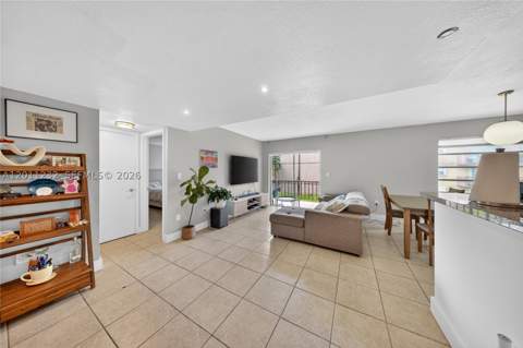 399 NW 72nd Ave 209, Miami FL - photo 8 of 28