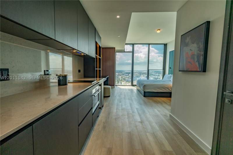 0 bedroom Condominium at 20 NE 11th st 5306, Miami North, Miami — photo 3