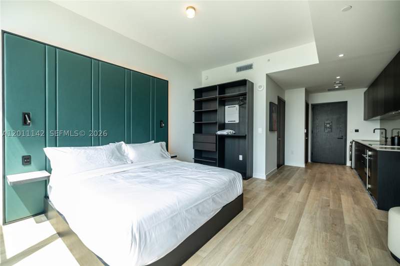 0 bedroom Condominium at 20 NE 11th st 5306, Miami North, Miami — photo 5