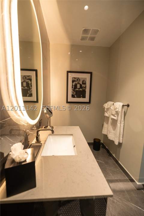 20 NE 11th st 5306, Miami FL - photo 9 of 16