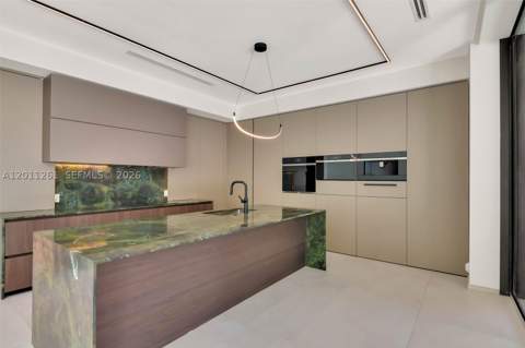 135 SW 29th Rd, Miami FL - photo 10 of 71