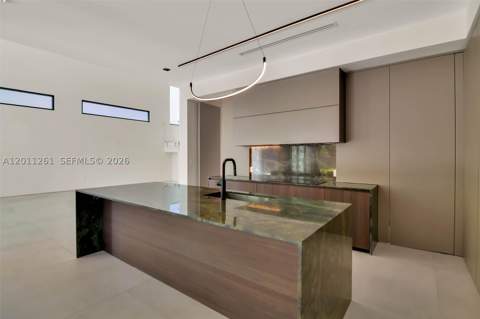 135 SW 29th Rd, Miami FL - photo 14 of 71