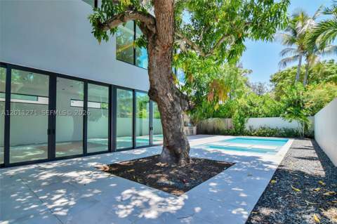 125 SW 29th Rd, Miami FL - photo 11 of 75