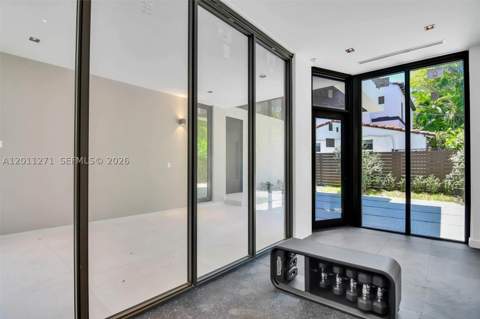 125 SW 29th Rd, Miami FL - photo 19 of 75