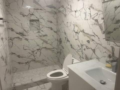 3915 NE 168th St 3915, North Miami Beach FL - photo 11 of 31