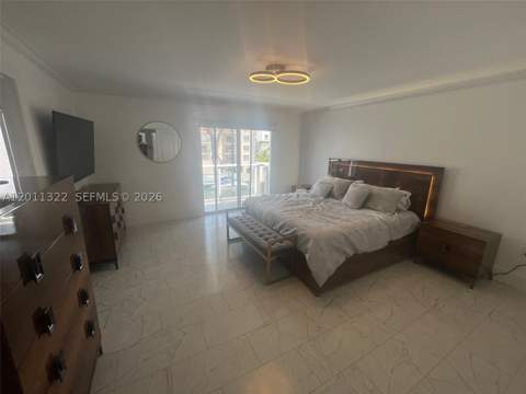 3915 NE 168th St 3915, North Miami Beach FL - photo 9 of 31
