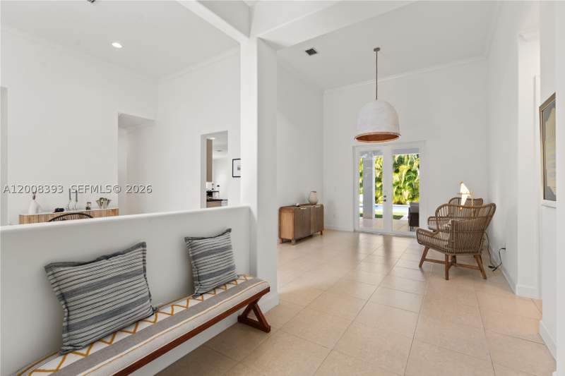 4 bedroom SingleFamilyResidence at 8217 SW 189th Ter, Rl Old Cutler, Cutler Bay — photo 3