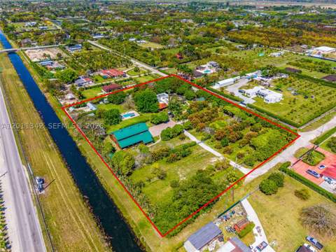 19050 SW 194th Ave, Miami FL - photo 11 of 24
