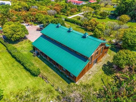 19050 SW 194th Ave, Miami FL - photo 19 of 24
