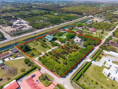19050 SW 194th Ave, Miami FL - photo 7 of 24