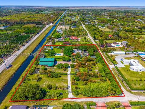 19050 SW 194th Ave, Miami FL - photo 9 of 24