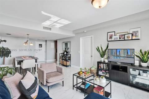1250 S Miami Ave 2103, Miami FL - photo 20 of 38