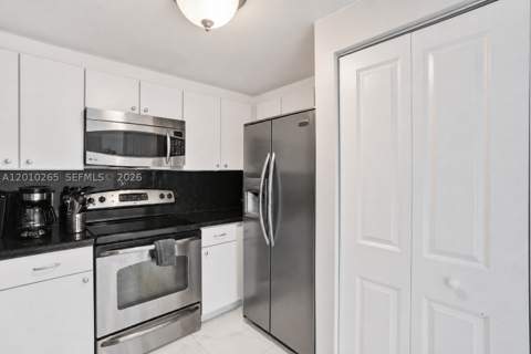 1250 S Miami Ave 2103, Miami FL - photo 8 of 38