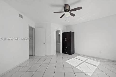 9431 Fontainebleau Blvd 112, Miami FL - photo 9 of 48