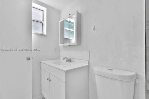618 Euclid Ave 303, Miami Beach FL - photo 10 of 31