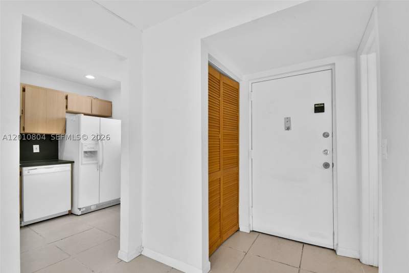 1 bedroom Condominium at 618 Euclid Ave 303, Euclid Plaza Condo, Miami Beach — photo 5