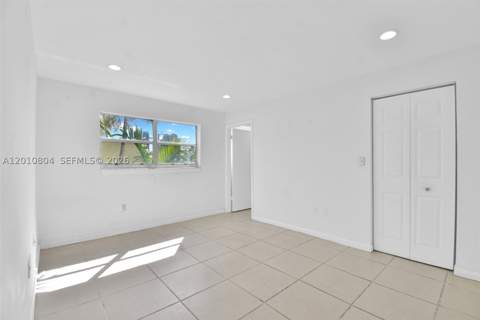 618 Euclid Ave 303, Miami Beach FL - photo 8 of 31