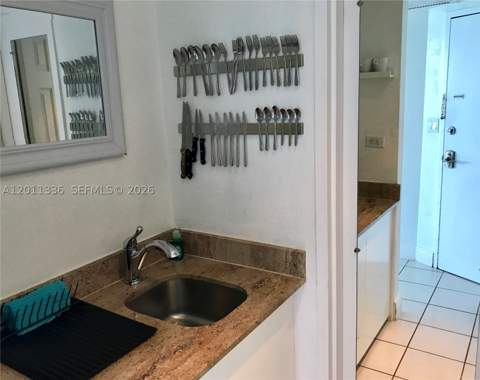 5445 Collins Ave 530, Miami Beach FL - photo 16 of 33