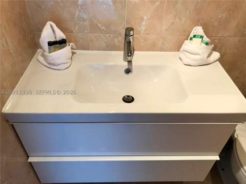 5445 Collins Ave 530, Miami Beach FL - photo 21 of 33