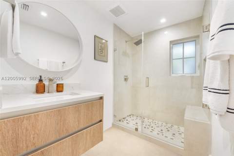 120 Salamanca Ave 3B, Coral Gables FL - photo 12 of 15