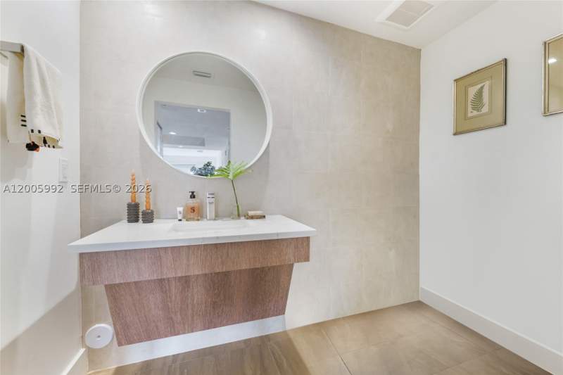 2 bedroom Condominium at 120 Salamanca Ave 3B, C Gab Douglas Sec, Coral Gables — photo 4