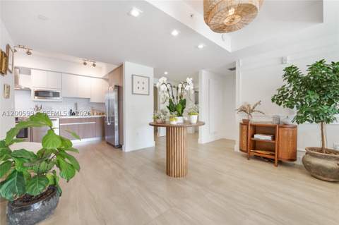 120 Salamanca Ave 3B, Coral Gables FL - photo 6 of 15
