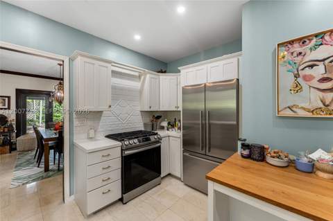6121 La Gorce Dr, Miami Beach FL - photo 17 of 36