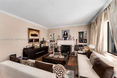 6121 La Gorce Dr, Miami Beach FL - photo 7 of 36