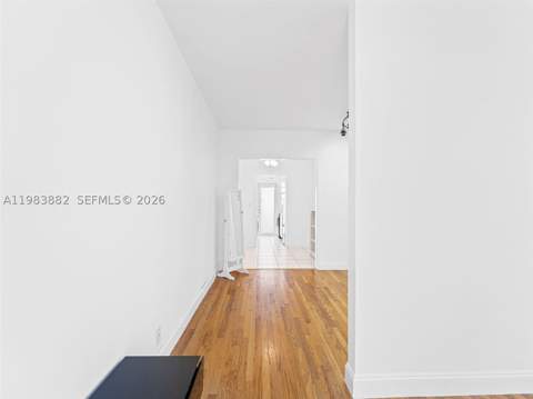 1235 Euclid Ave 16, Miami Beach FL - photo 15 of 30