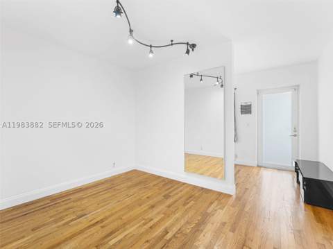 1235 Euclid Ave 16, Miami Beach FL - photo 19 of 30