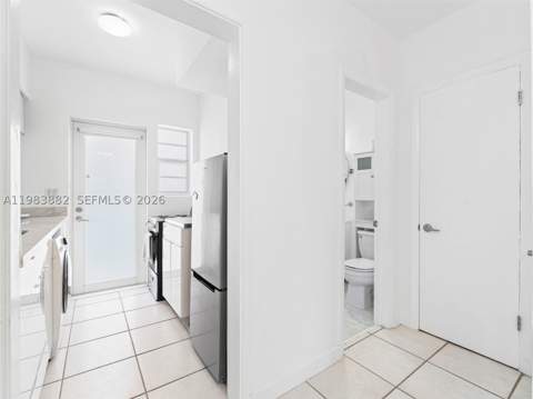 1235 Euclid Ave 16, Miami Beach FL - photo 9 of 30