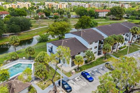 7195 NW 179th St 106, Hialeah FL - photo 11 of 32
