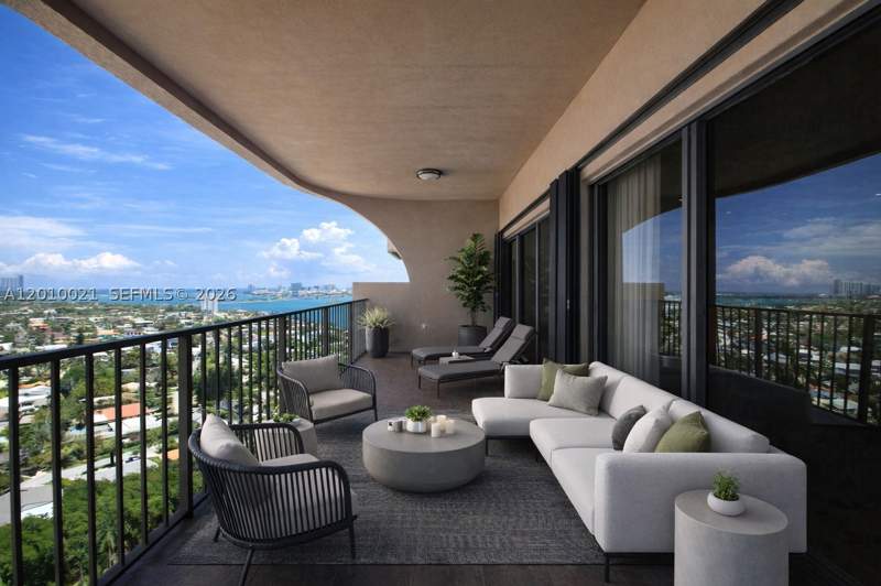 2 bedroom Condominium at 1800 NE 114th St PH01, CRICKET CLUB CONDO, Miami — photo 1