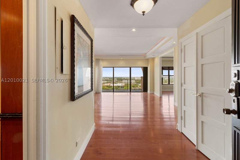 2 bedroom Condominium at 1800 NE 114th St PH01, CRICKET CLUB CONDO, Miami — photo 3