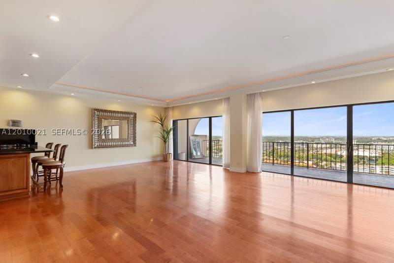 2 bedroom Condominium at 1800 NE 114th St PH01, CRICKET CLUB CONDO, Miami — photo 4