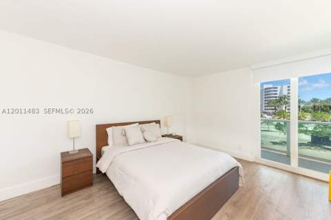 100 Bayview Dr 210, Sunny Isles Beach FL - photo 7 of 25