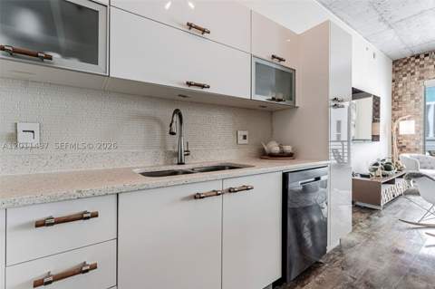 133 NE 2nd Ave 1208, Miami FL - photo 12 of 27