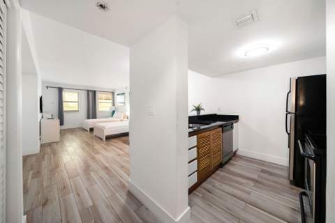 834 Ocean Drive 406, Miami Beach FL - photo 12 of 20