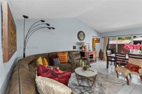 12316 SW 119th Ln, Miami FL - photo 6 of 29