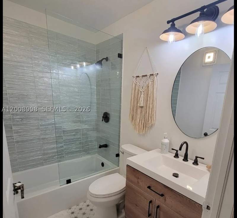 3 bedroom Townhouse at 16504 SW 71st Ter, Lago Mar 1st Addn, Miami — photo 5