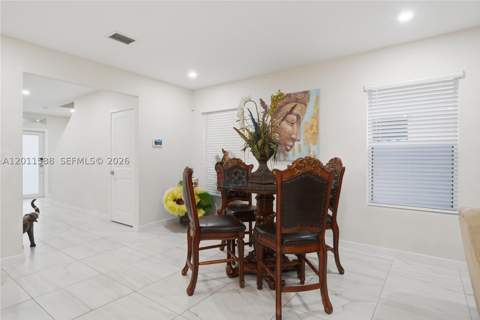 439 NE 6th Pl, Florida City FL - photo 9 of 44