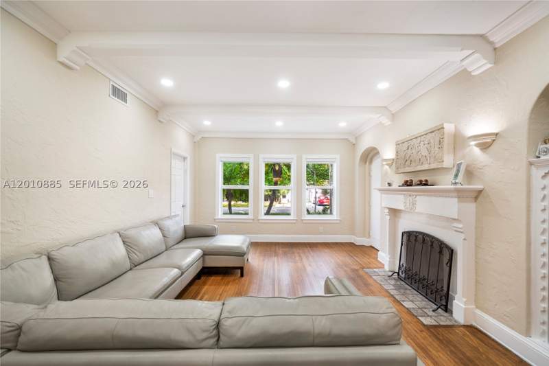 3 bedroom Condominium at 4501 Prairie Ave 1, The Ewing Condo, Miami Beach — photo 3