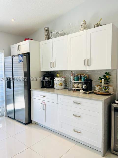 7817 W 36th Ave 204, Hialeah FL - photo 15 of 16