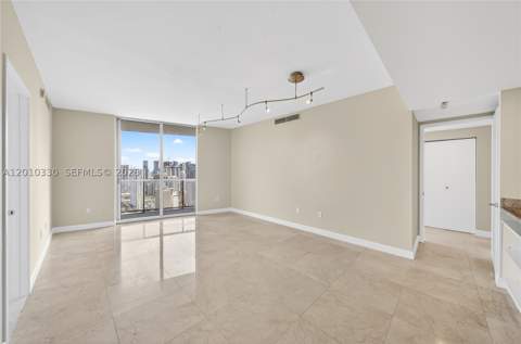 185 SW 7th St 4209, Miami FL - photo 15 of 28
